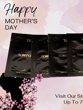 4 Tom Ford Traceless Soft Matte Foundation 0.05 OZ